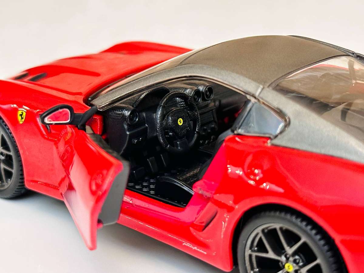 Ferrari 599 GTO Collectable Model in Original Display case