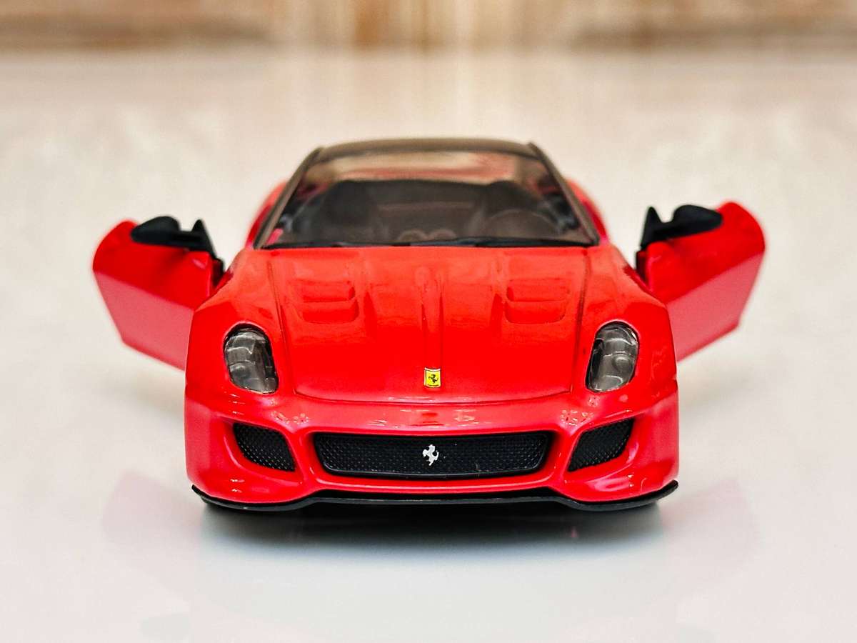 Ferrari 599 GTO Collectable Model in Original Display case