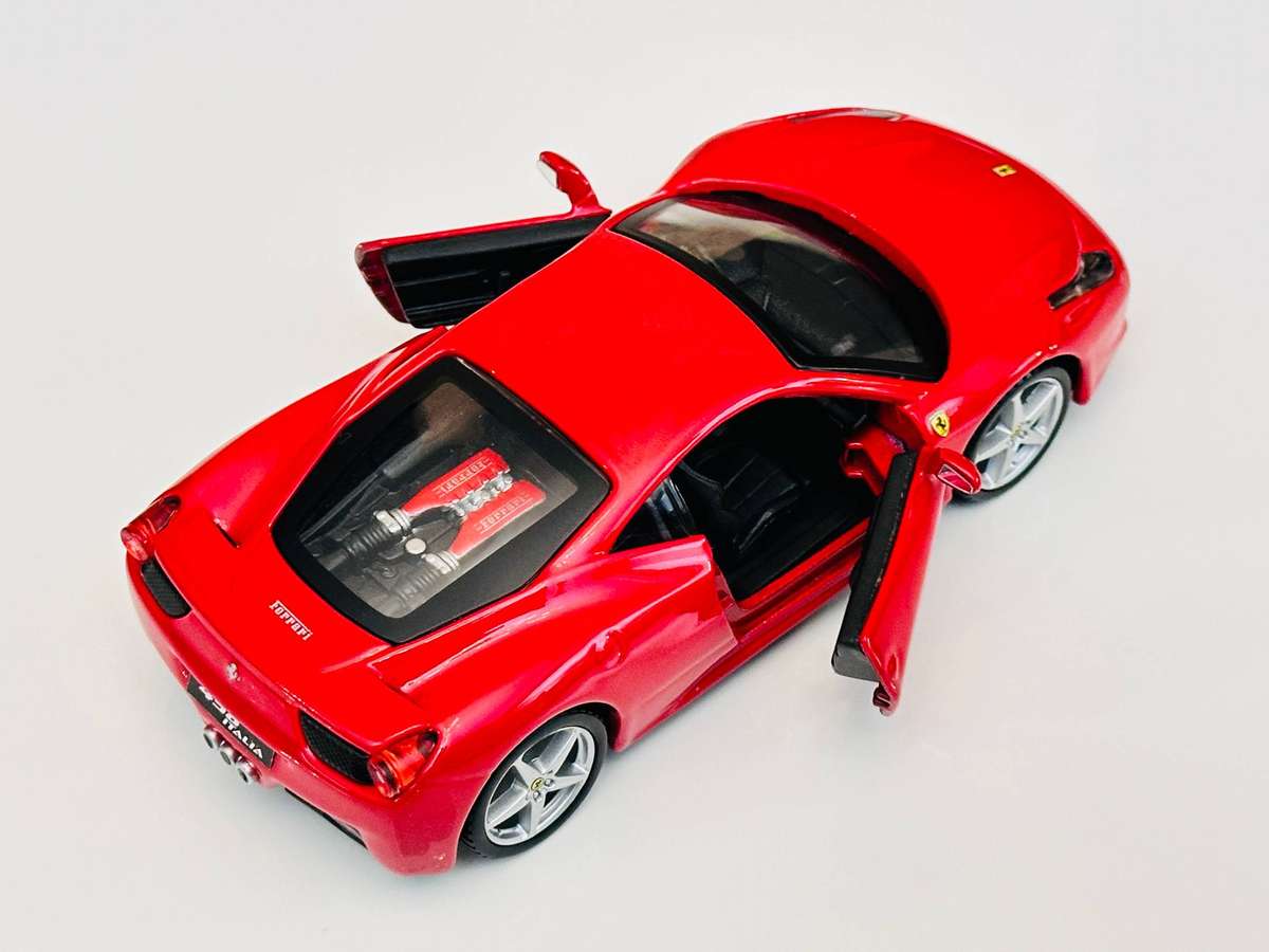 Ferrari 458 Italia Collectable Model in Original Display case