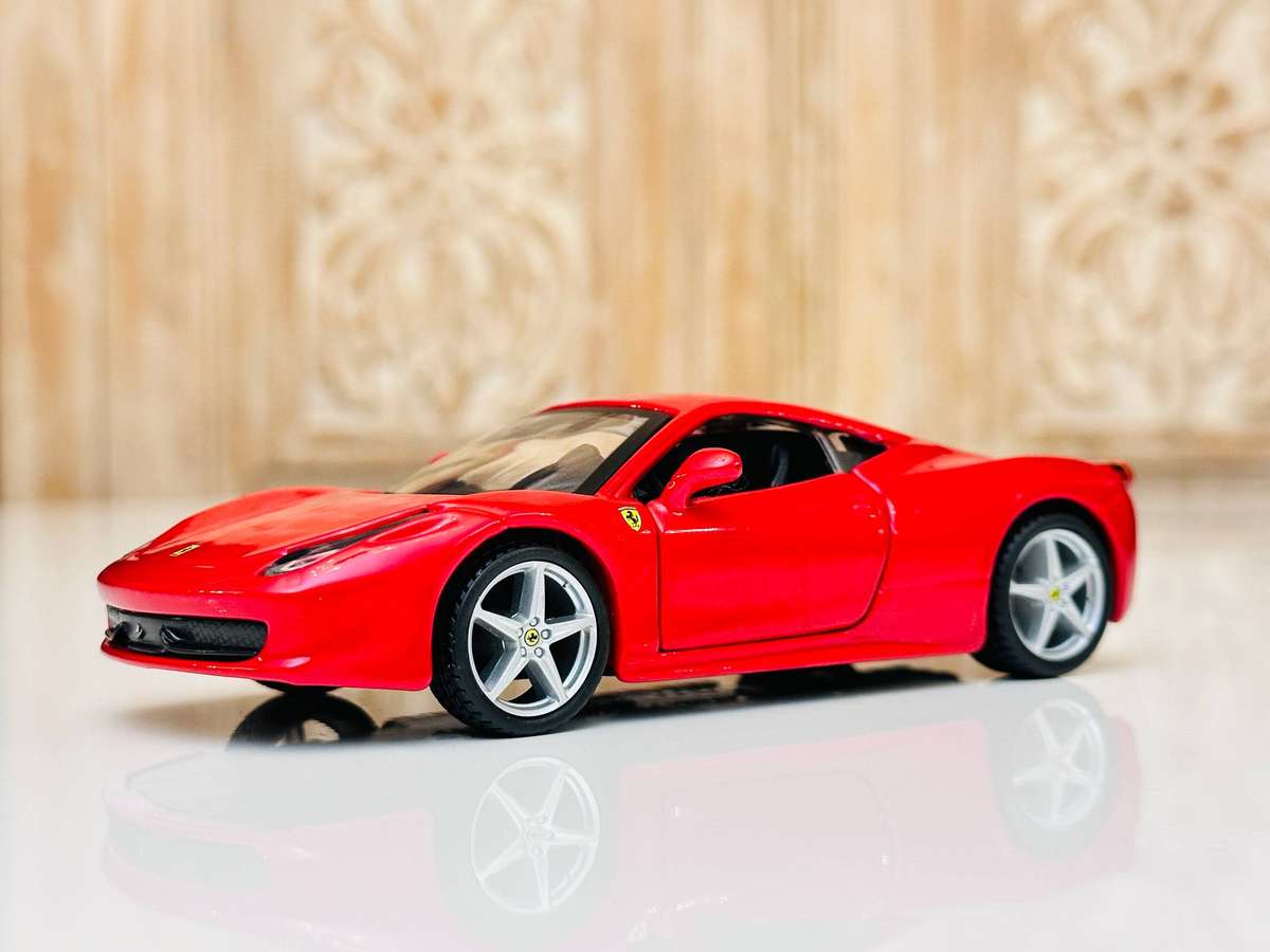 Ferrari 458 Italia Collectable Model in Original Display case