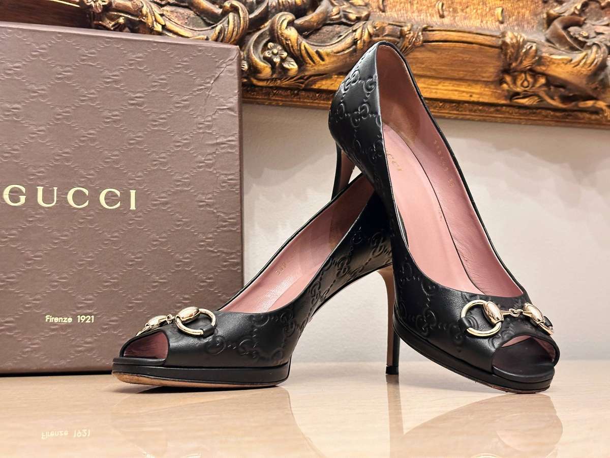 Gucci Iconic Signature Monogram Ladies Shoes