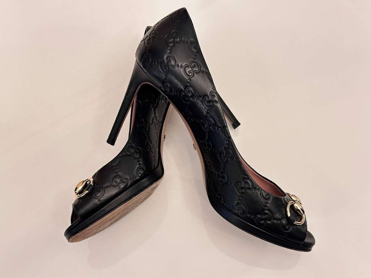 Gucci Iconic Signature Monogram Ladies Shoes