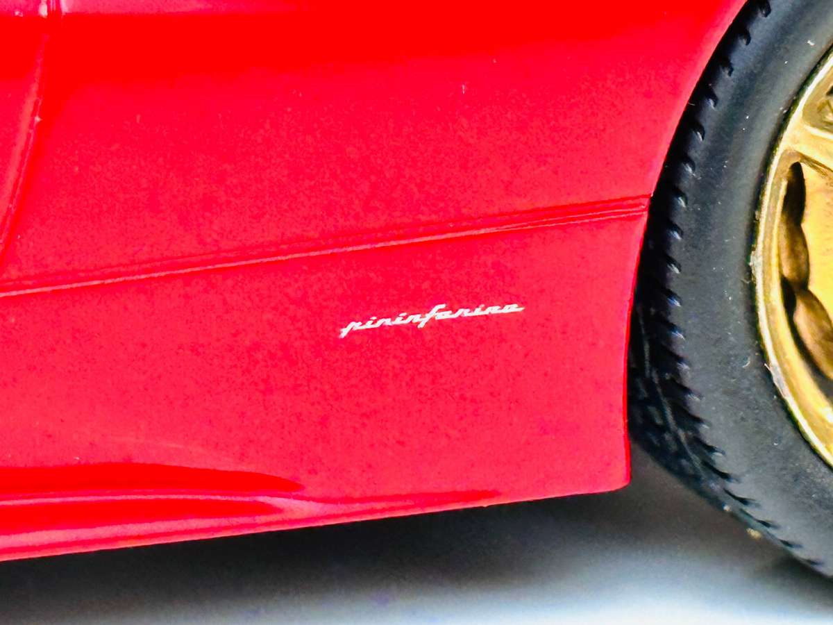 FERRARI Hot Wheels Elite 458 Italia Model Collectors Edition in Original Box