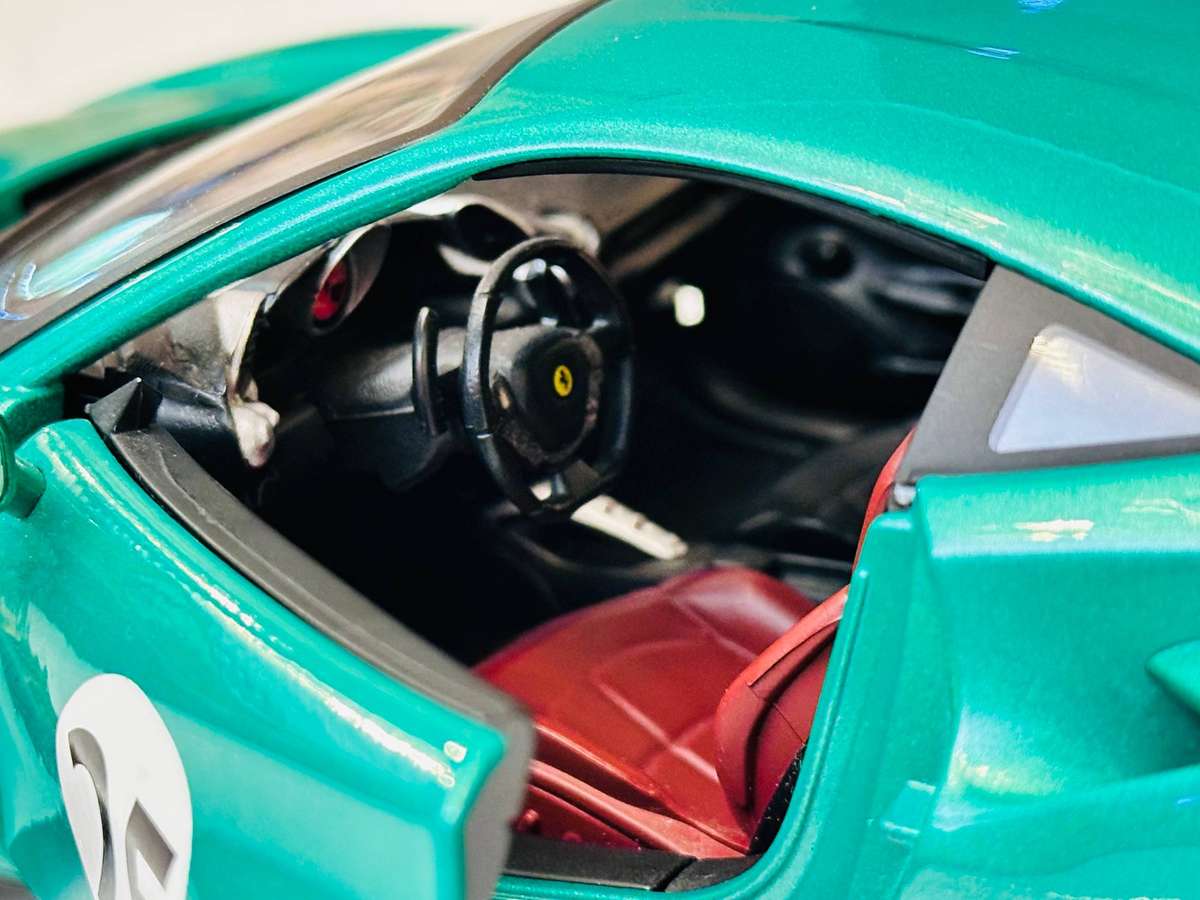 FERRARI Limited Edition 70th Anniversary 488 GTB 1:18 Model Collectable in Original Box