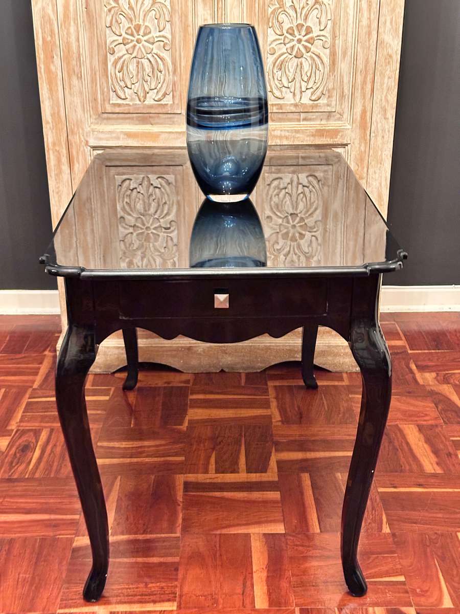 Exquisite Designer Piano Black Statement Table