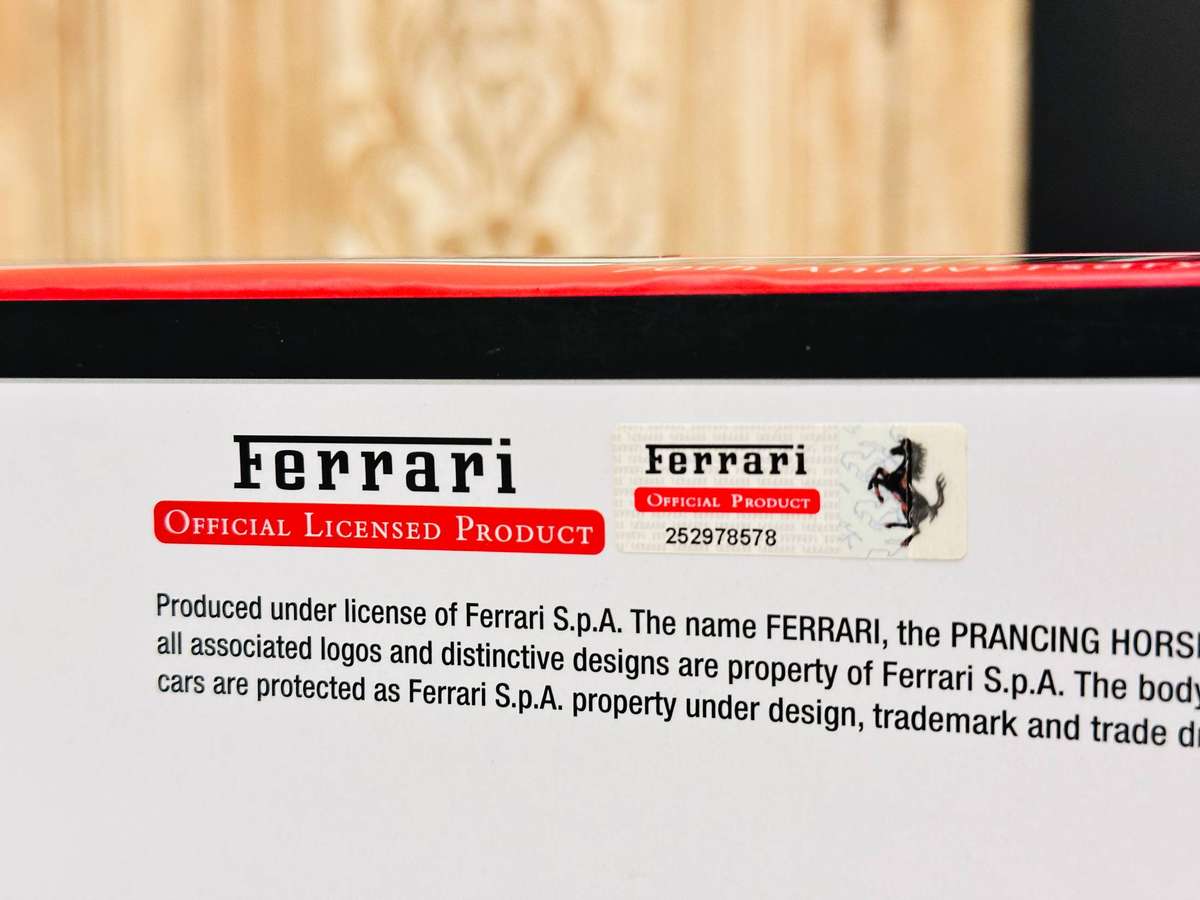 FERRARI Limited Edition 70th Anniversary 488 GTB 1:18 Model Collectable in Original Box