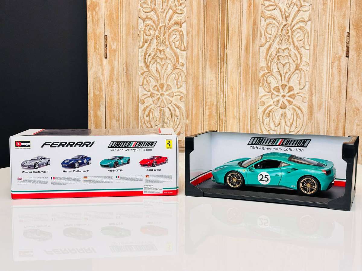 FERRARI Limited Edition 70th Anniversary 488 GTB 1:18 Model Collectable in Original Box