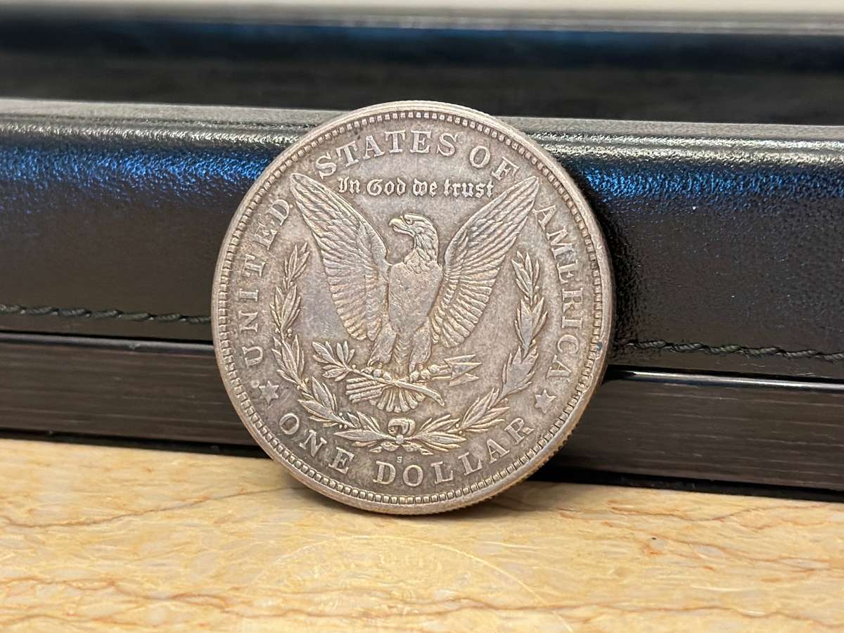 ULTRA RARE 1921 SILVER MORGAN DOLLAR - A Collectors Must Have - Last Year of Issue