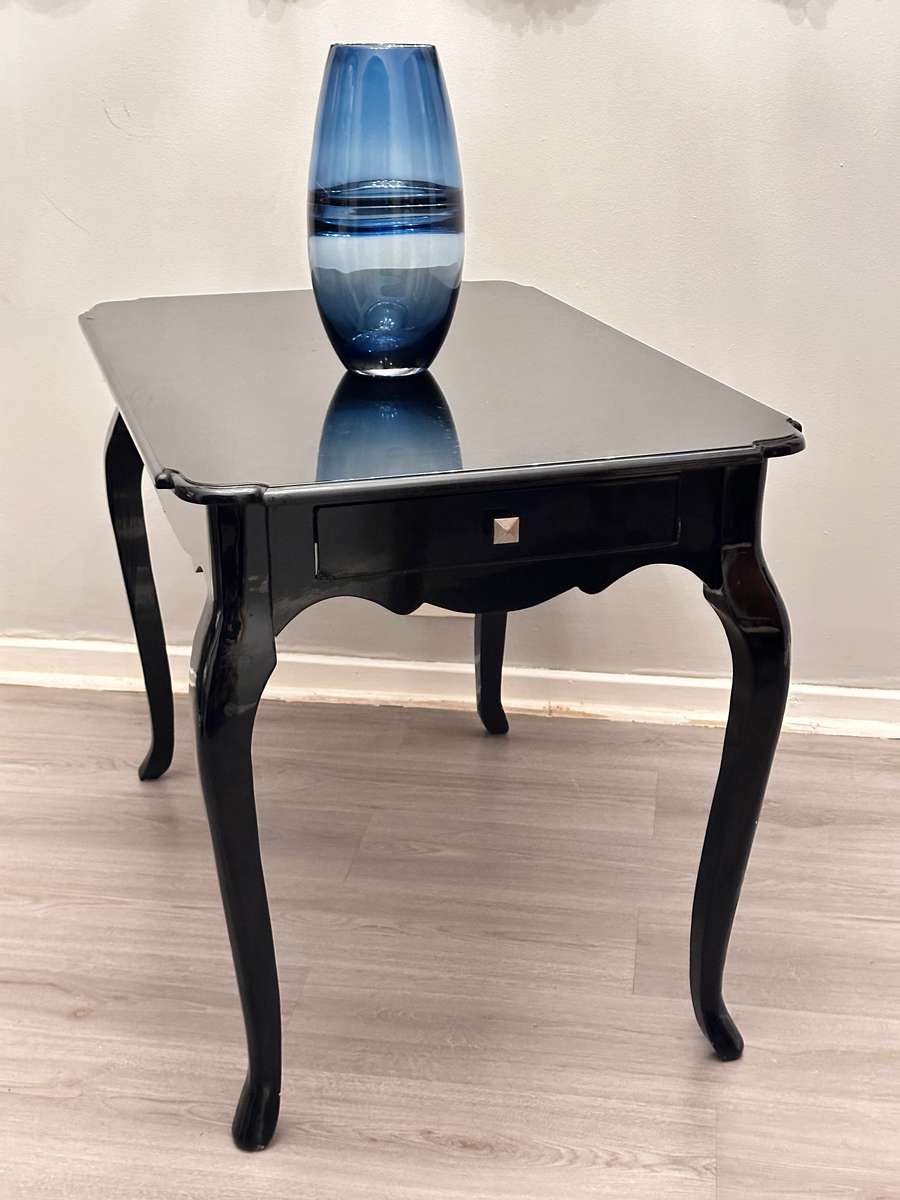 Exquisite Designer Piano Black Statement Table
