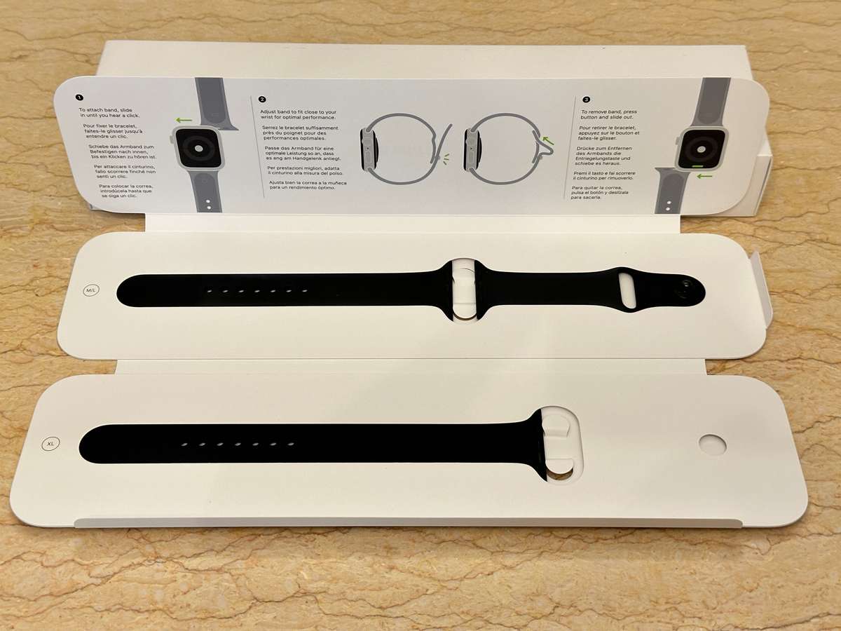 APPLE Watch Series 7 GPS CELLULAR 45MM - With Extra Apple Sport Band