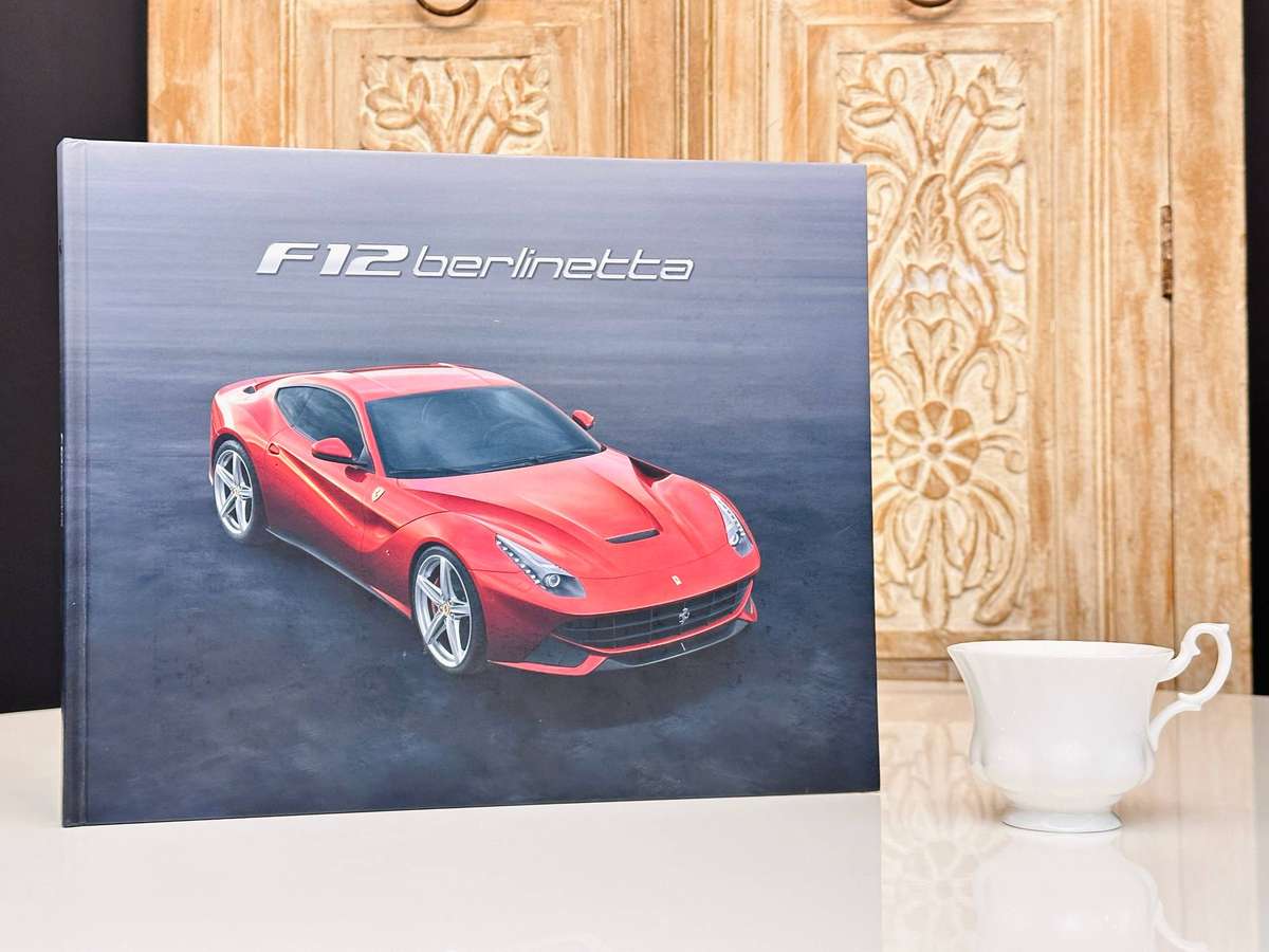 FERRARI Exclusive F12 Berlinetta Large Limited Collectors Piece