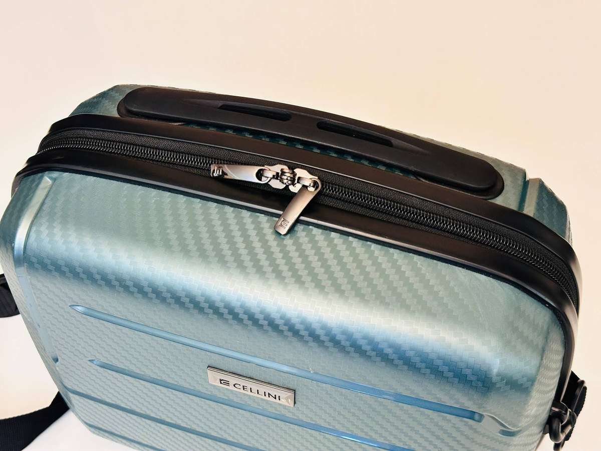 Cellini MicroLite Vanity Luggage