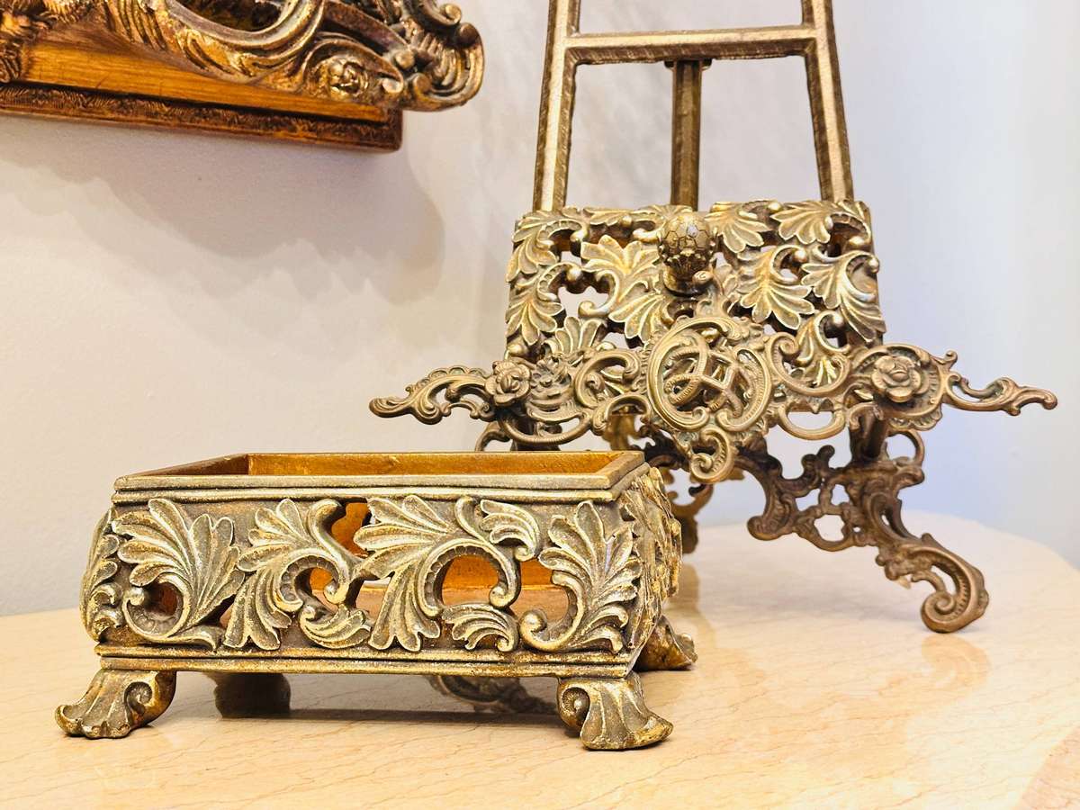 Vintage Ornate Gold gilded Exquisite Statement Piece