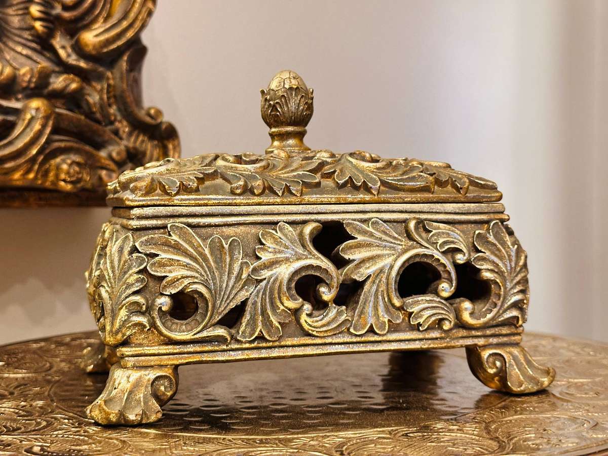 Vintage Ornate Gold gilded Exquisite Statement Piece