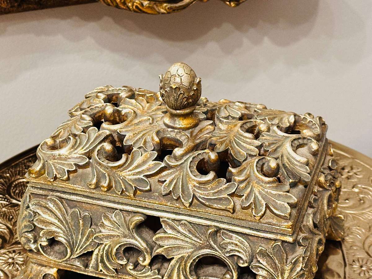 Vintage Ornate Gold gilded Exquisite Statement Piece