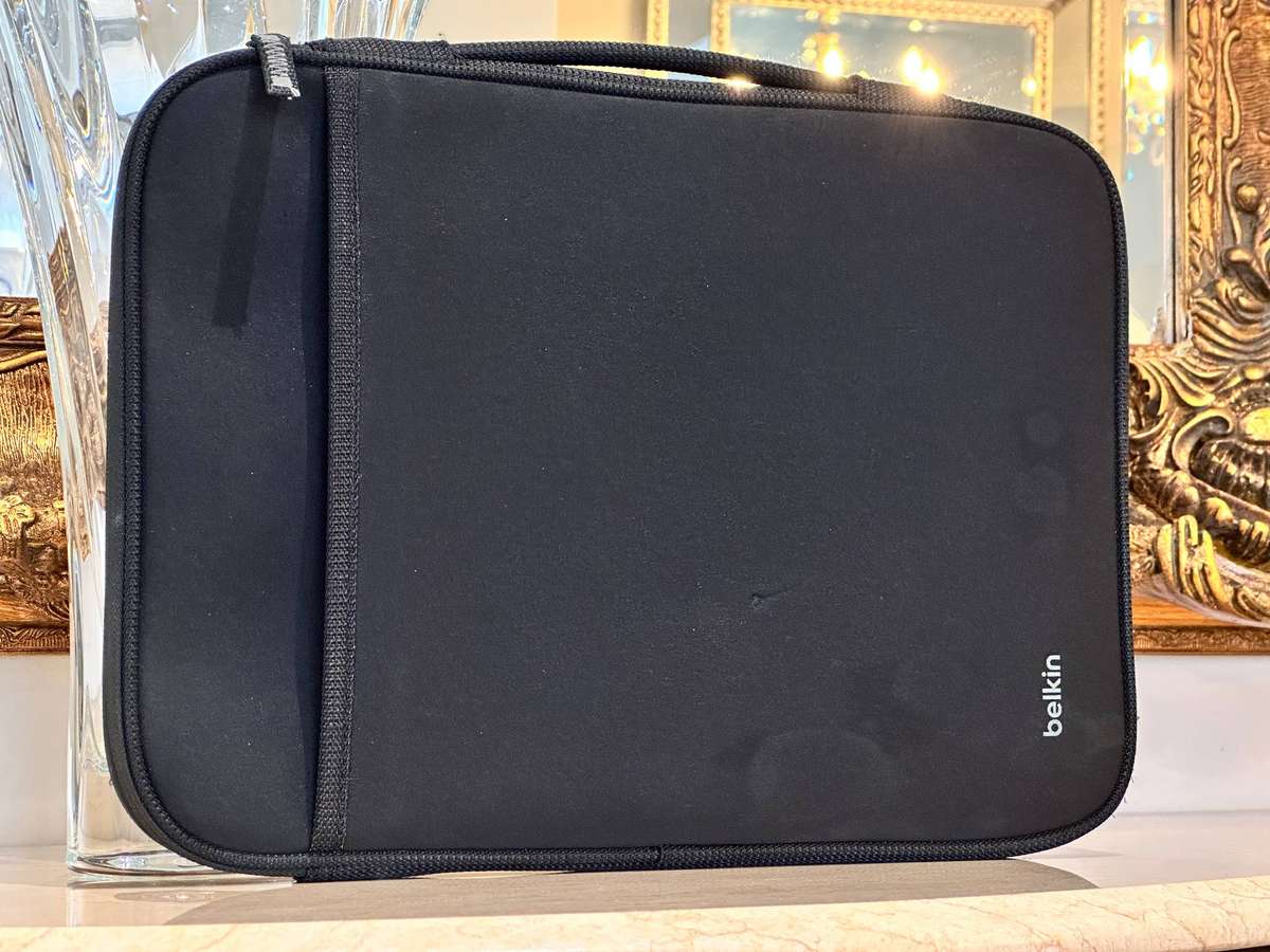 Belkin Exclusive Laptop Bag
