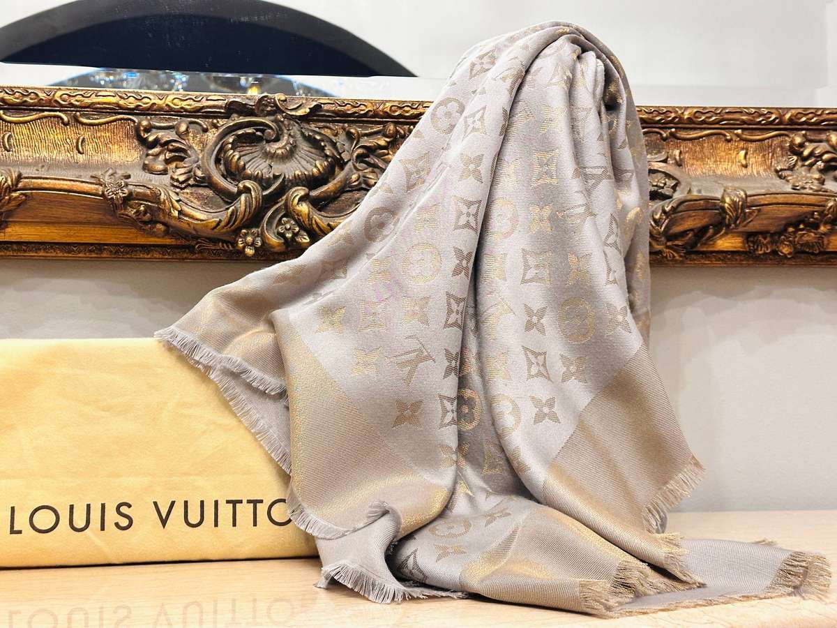 Louis Vuitton Iconic Monogram Signature Collection Scarf