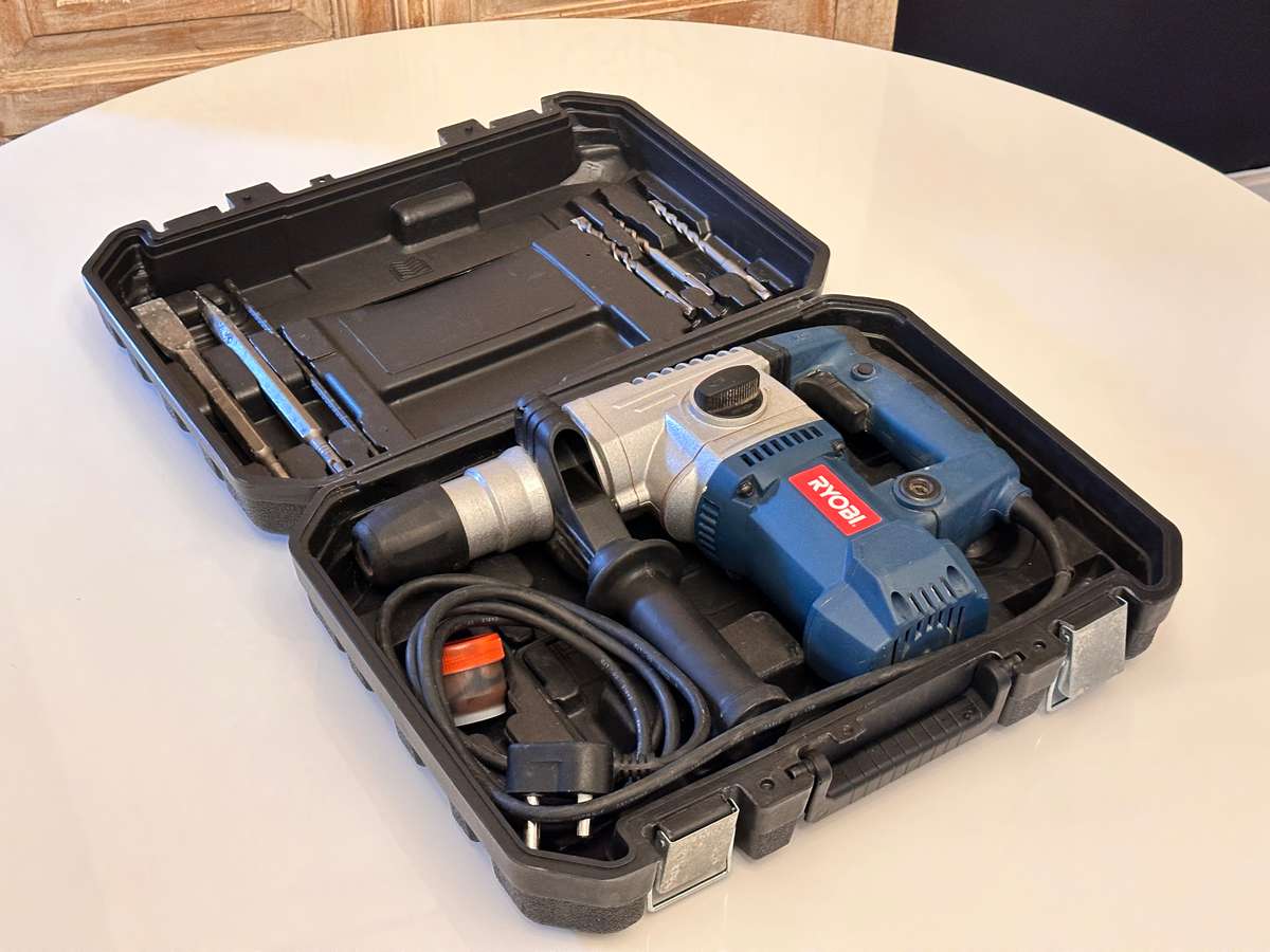 RYOBI SDS Plus Rotary Hammer / Chisel Drill 1250W 6.0 Joules