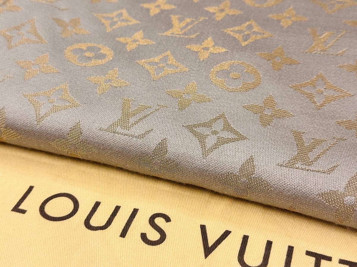 Louis Vuitton Iconic Monogram Signature Collection Scarf