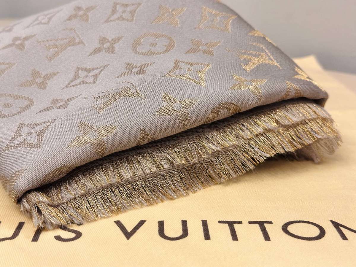 Louis Vuitton Iconic Monogram Signature Collection Scarf