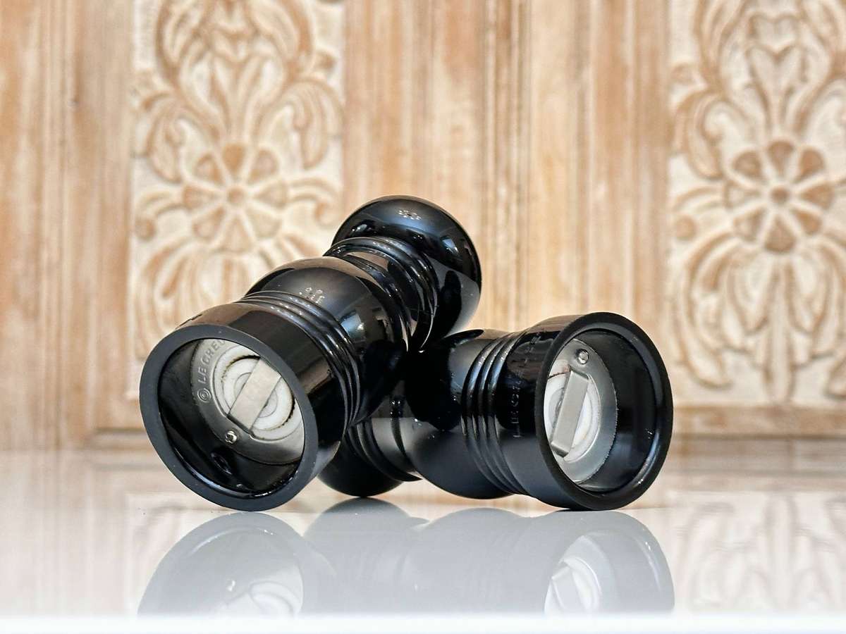 Le Creuset Salt and Pepper Mill Set