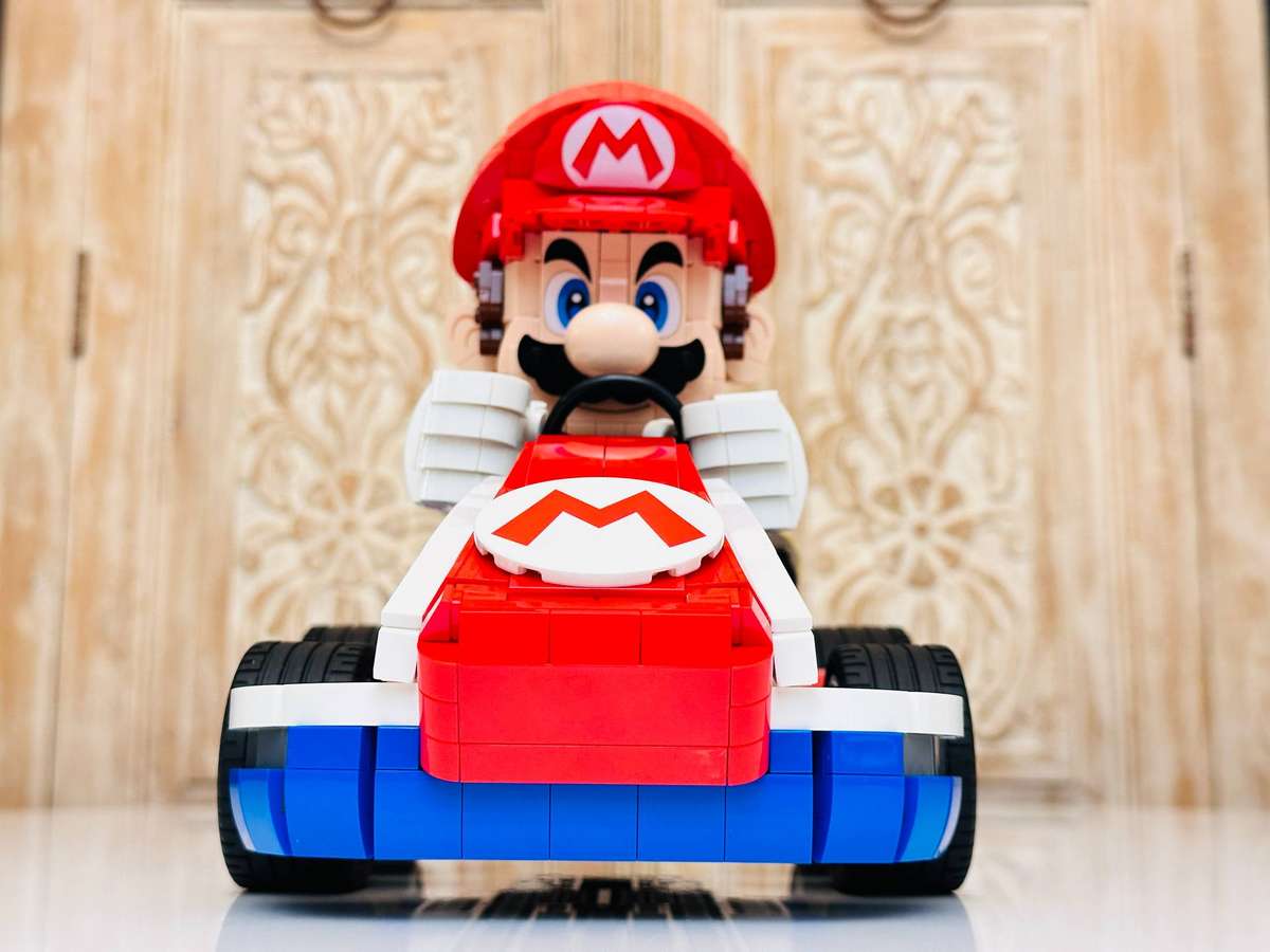LEGO Iconic Super Mario Kart Nintendo Collectable with Original Box