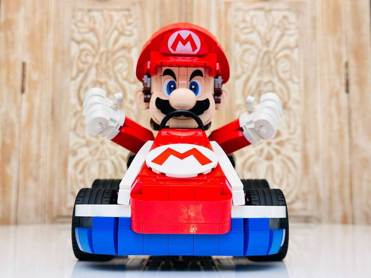 LEGO Iconic Super Mario Kart Nintendo Collectable with Original Box