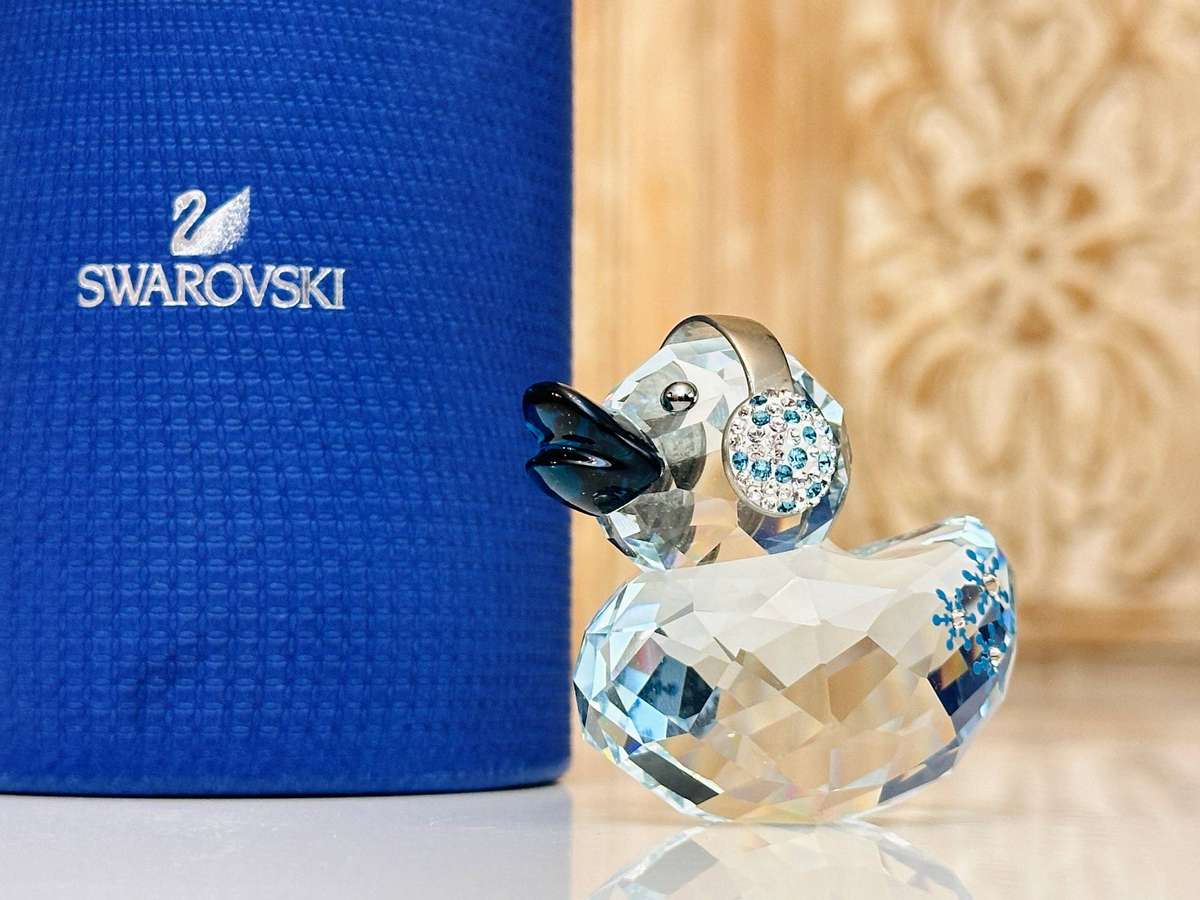 Swarovski Exquisite Large Retired Collectable