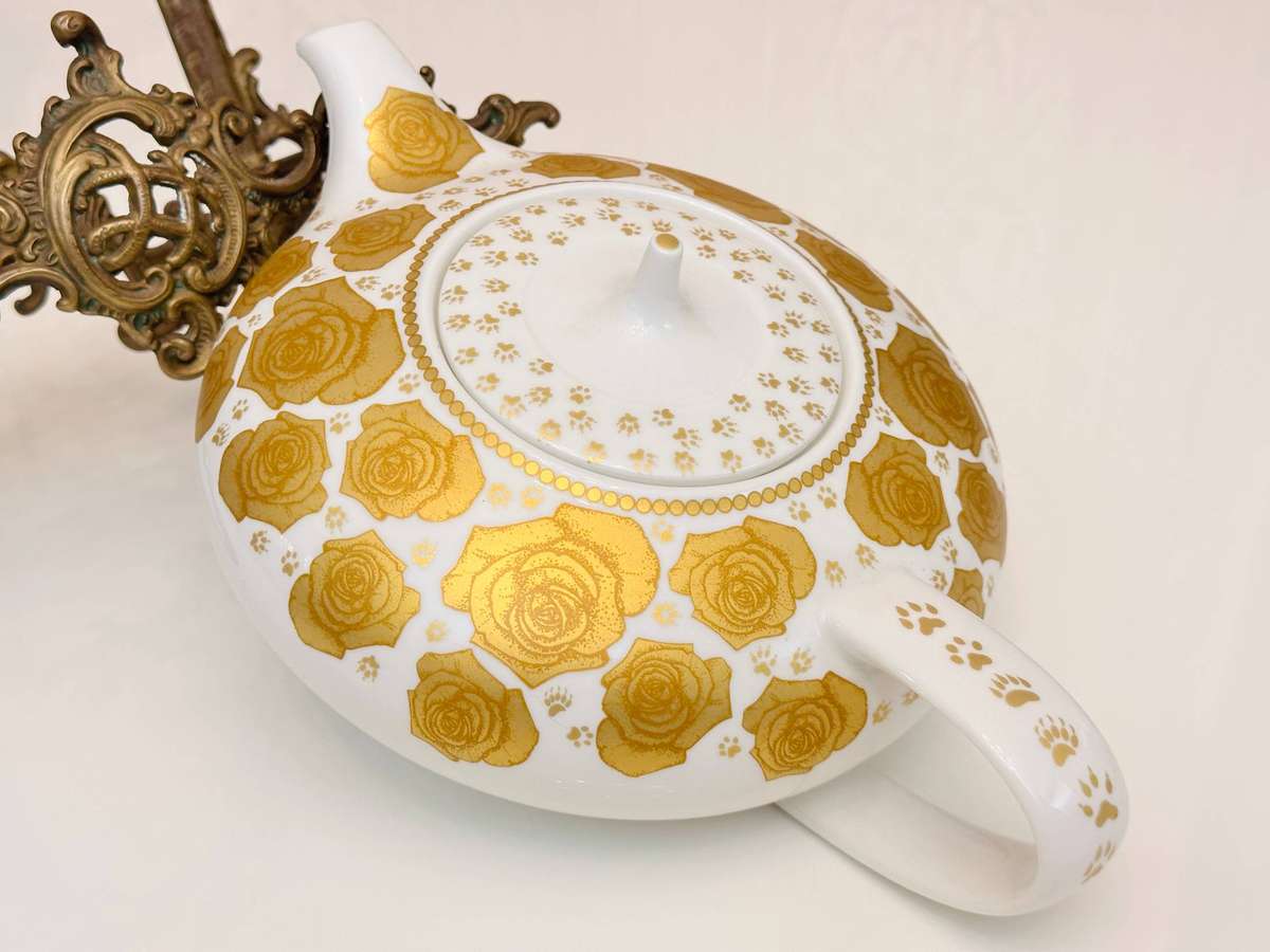 Jenna Clifford Iconic Signature Collection Large Designer Tea Pot