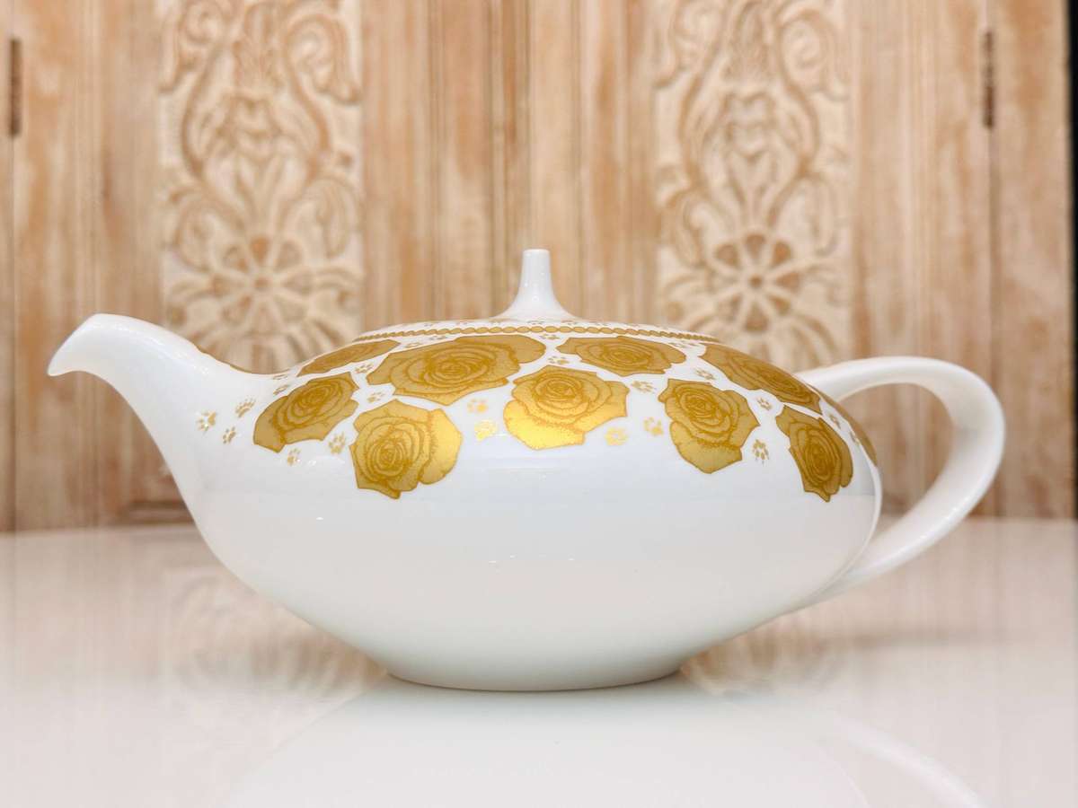 Jenna Clifford Iconic Signature Collection Large Designer Tea Pot