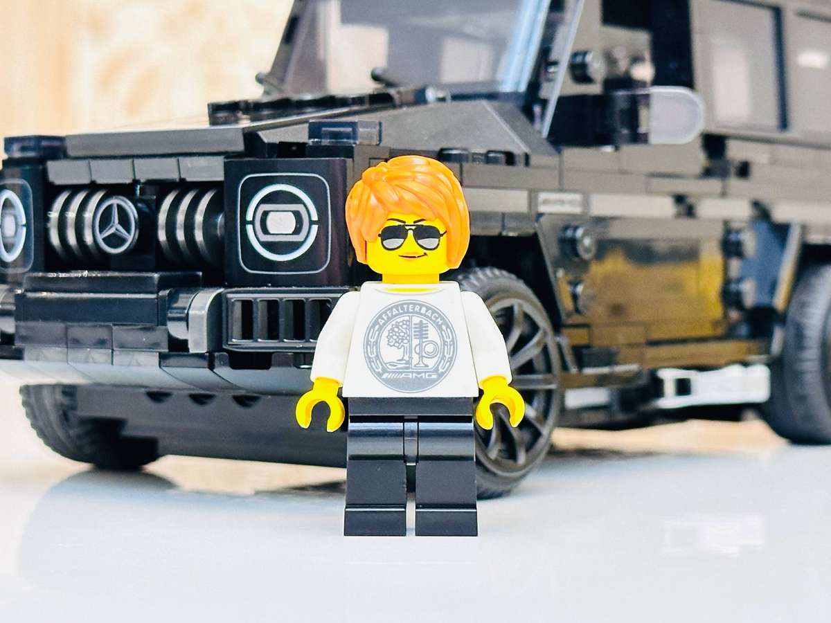 LEGO Mercedes AMG G63 & SL63 AMG Collectable Set with Original Box
