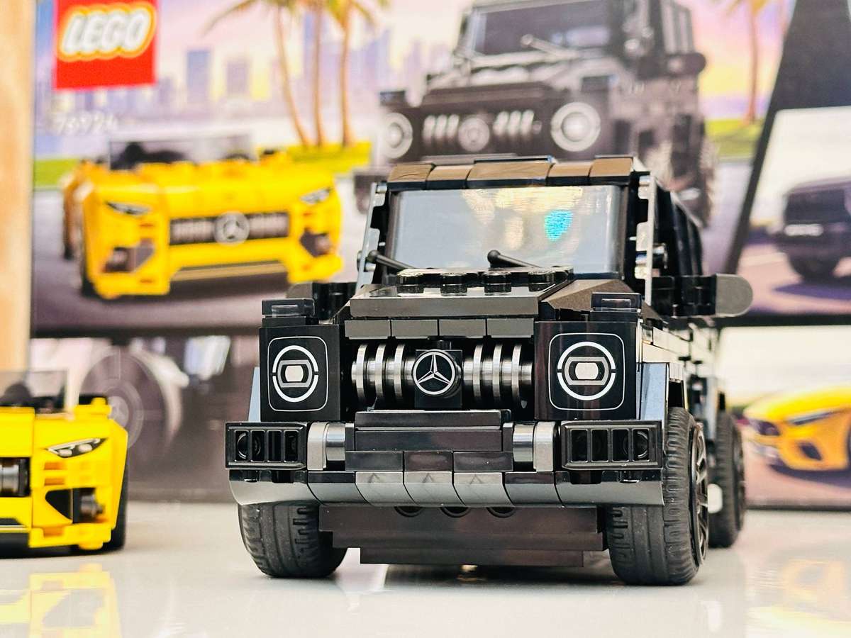 LEGO Mercedes AMG G63 & SL63 AMG Collectable Set with Original Box