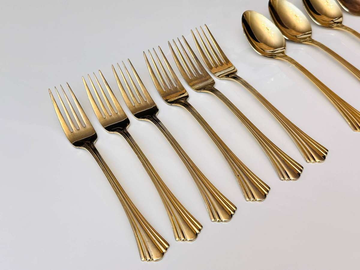 Eetrite 24 Carat Gold Plated Vintage Cutlery Set in Original Wooden Case