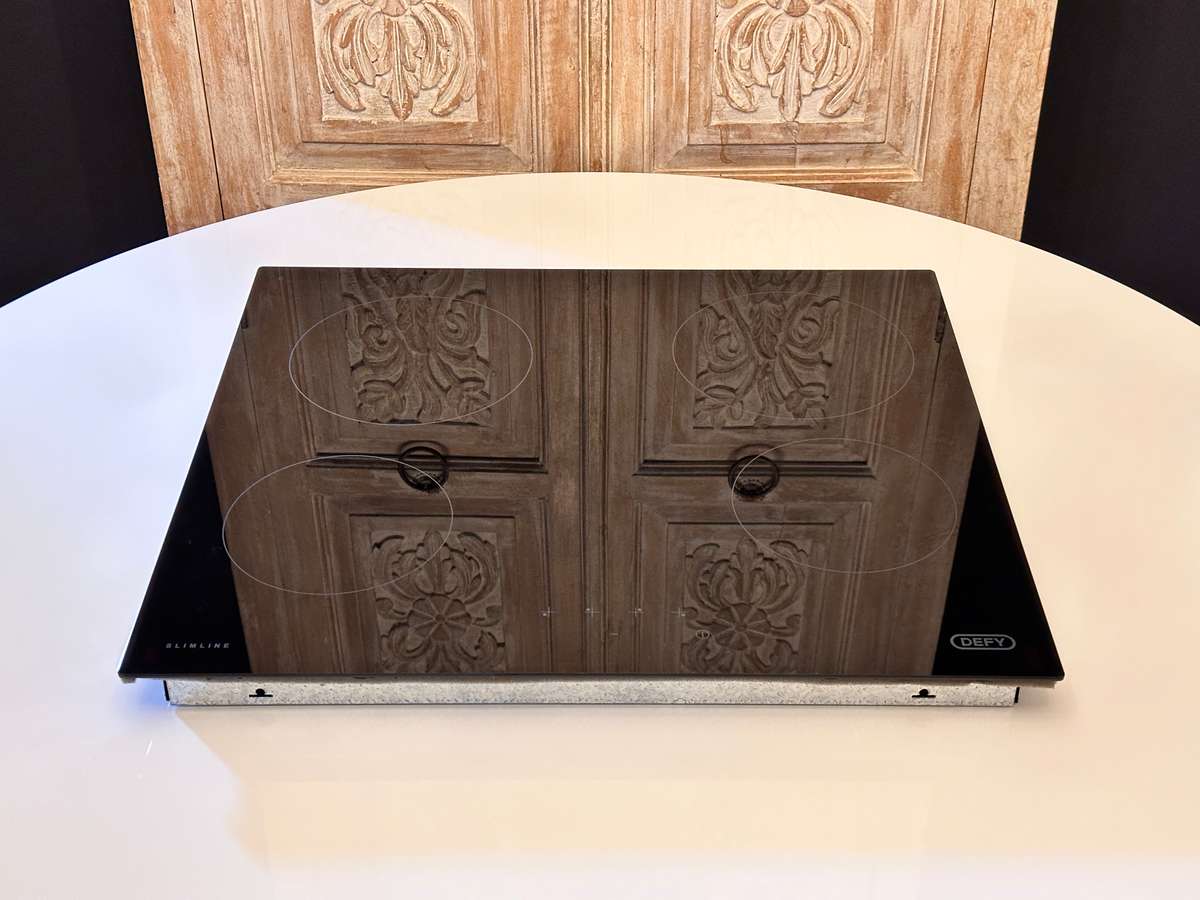 DEFY Slimline Glass Touch Control Hob