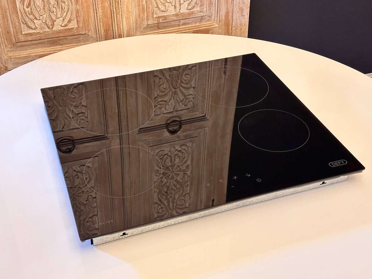 DEFY Slimline Glass Touch Control Hob