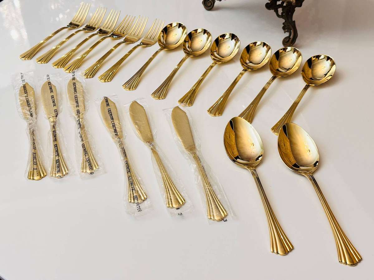 Eetrite 24 Carat Gold Plated Vintage Cutlery Set in Original Wooden Case