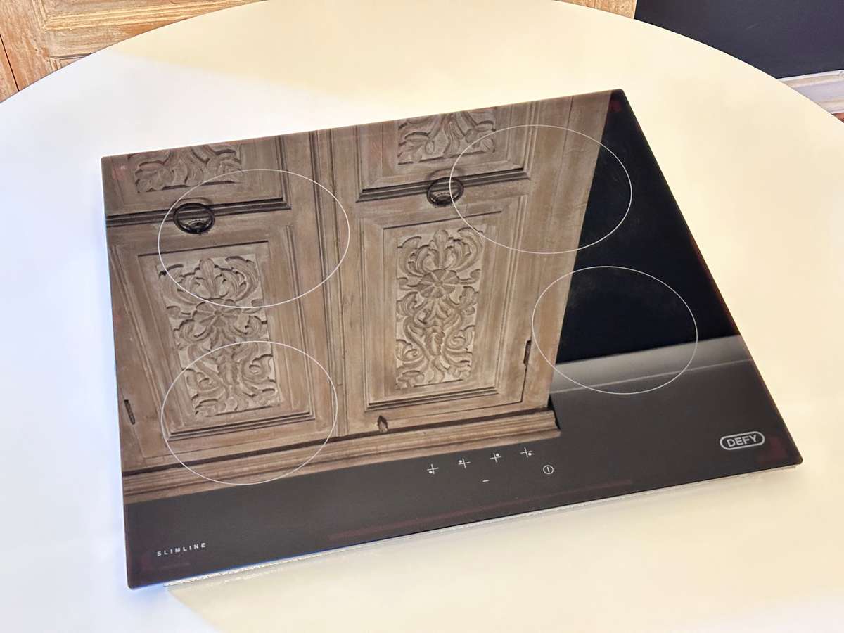 DEFY Slimline Glass Touch Control Hob