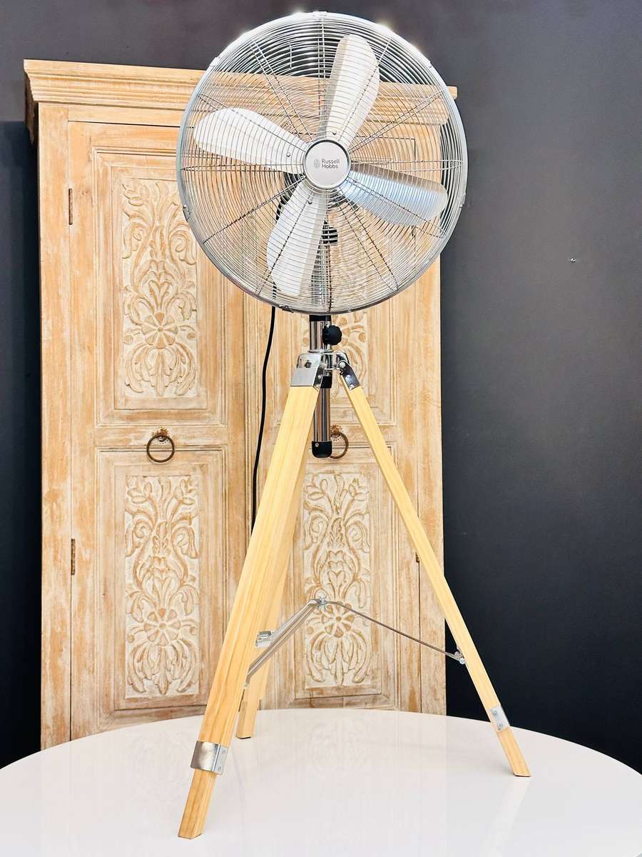 Russell Hobbs Tripod Pedestal Fan