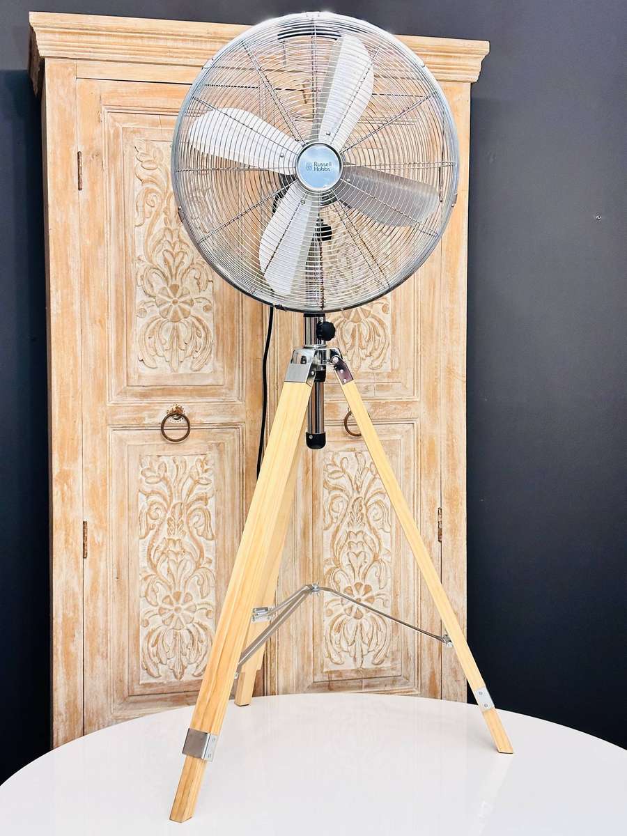 Russell Hobbs Tripod Pedestal Fan