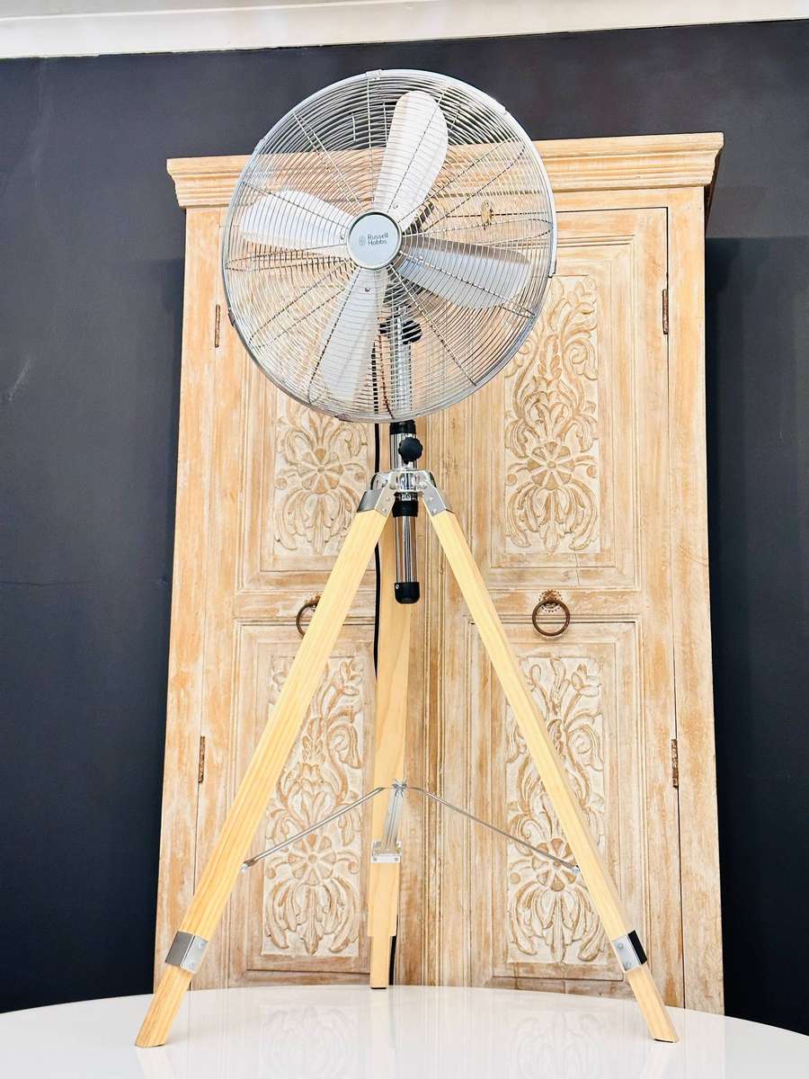 Russell Hobbs Tripod Pedestal Fan