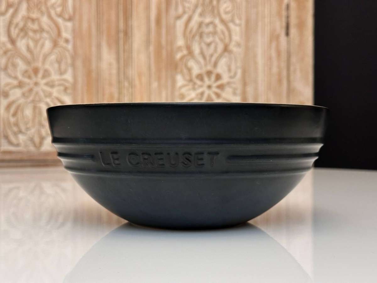 Le Creuset Stoneware Serving Bowl