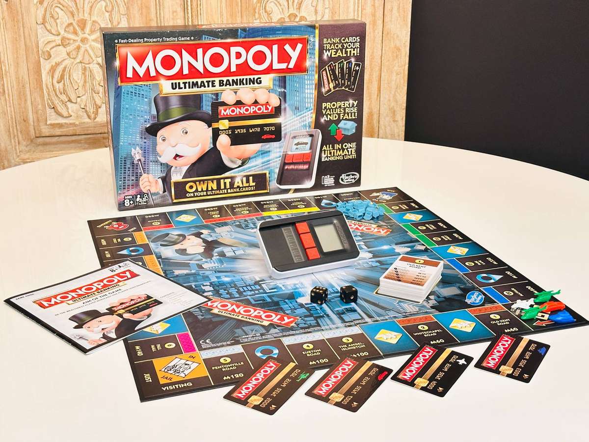 Monopoly Ultimate Electronic Banking in Original Box