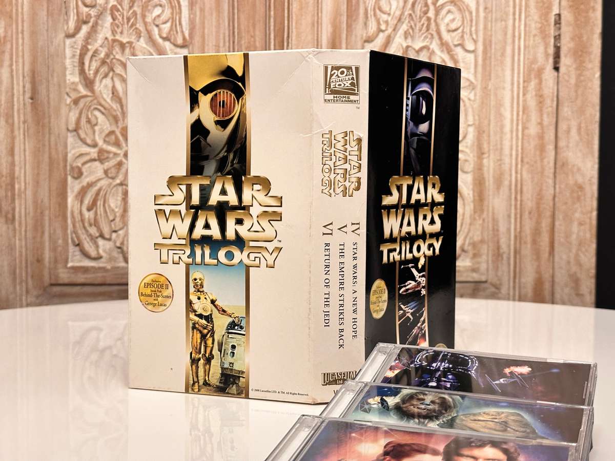 Rare 1997 Vintage Star Wars Trilogy Collection