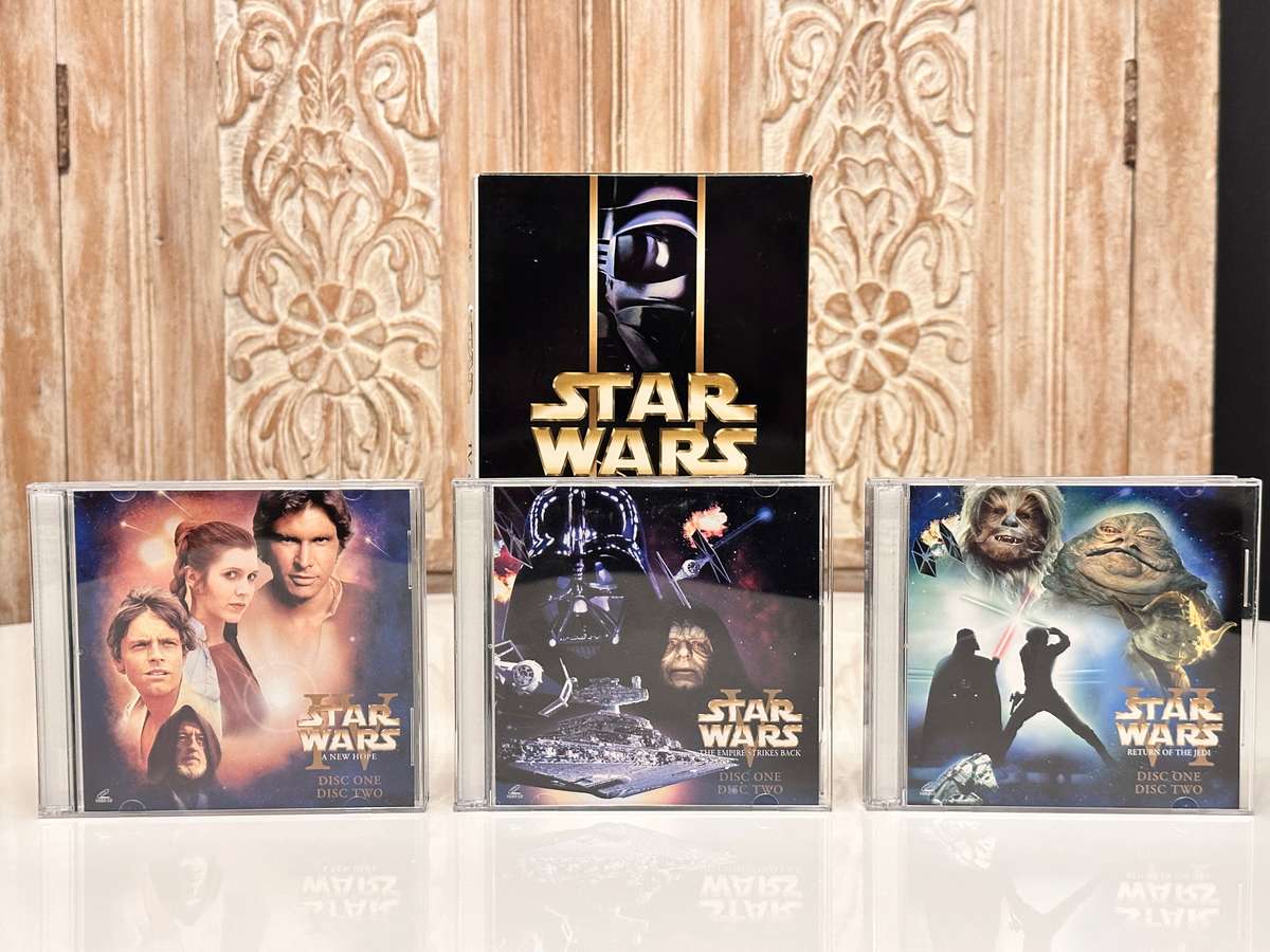 Rare 1997 Vintage Star Wars Trilogy Collection