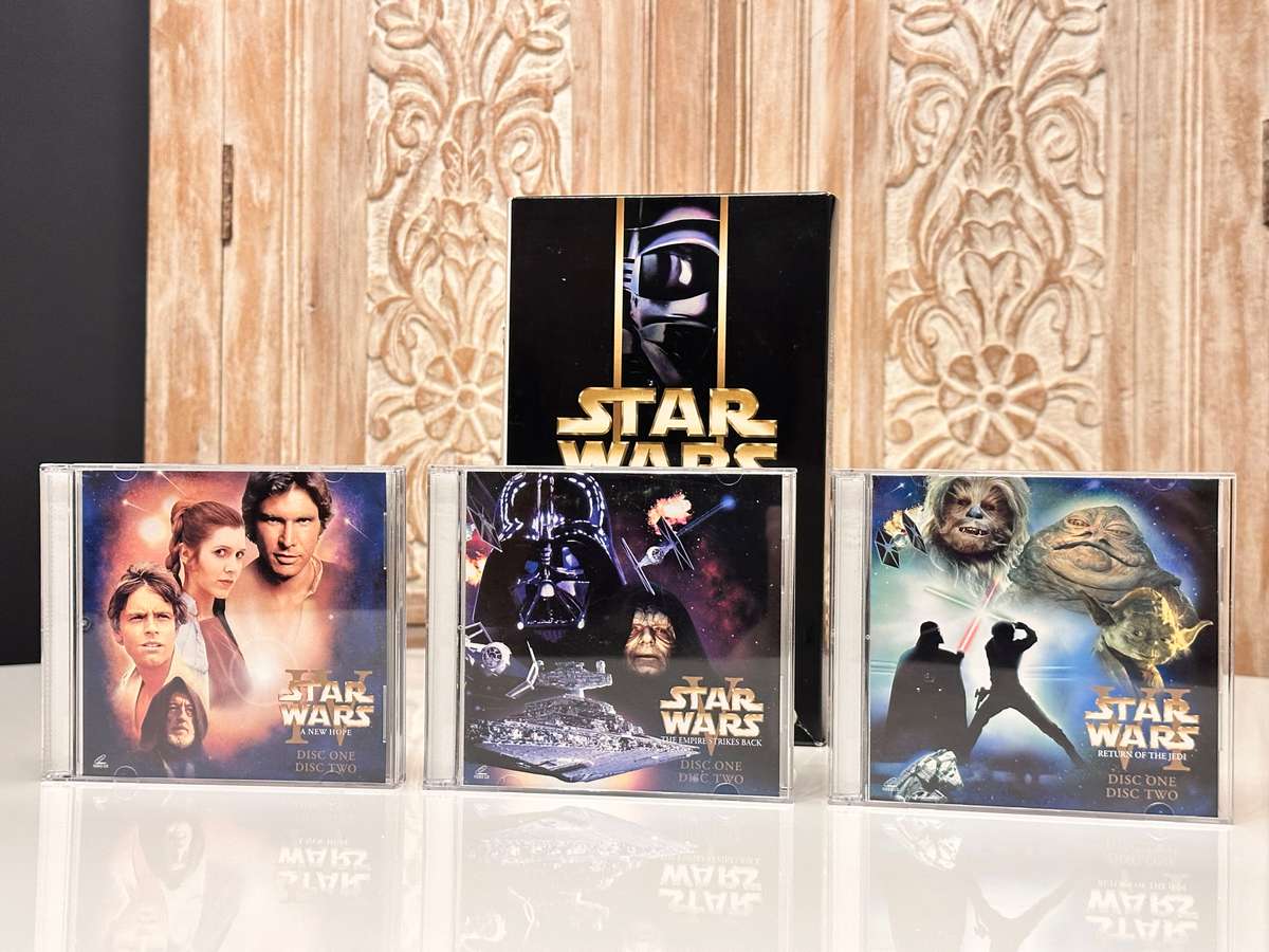 Rare 1997 Vintage Star Wars Trilogy Collection
