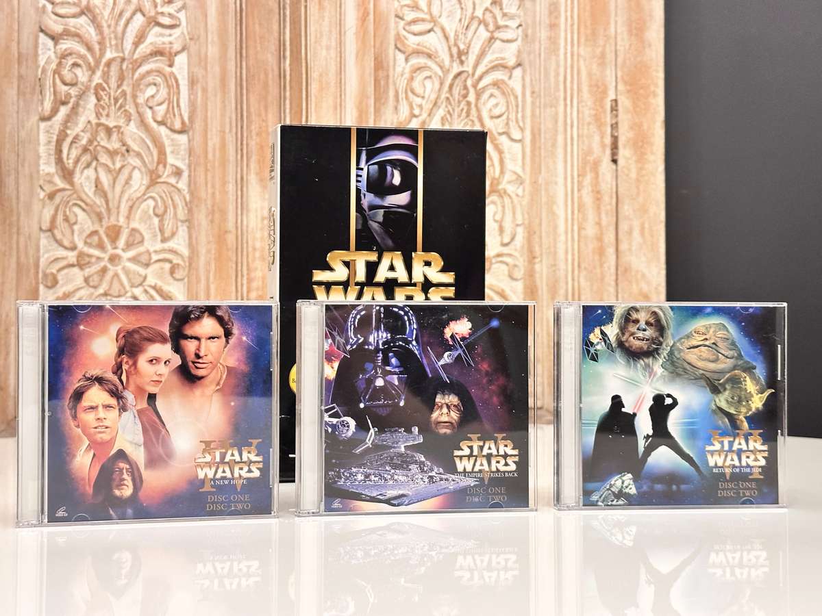 Rare 1997 Vintage Star Wars Trilogy Collection