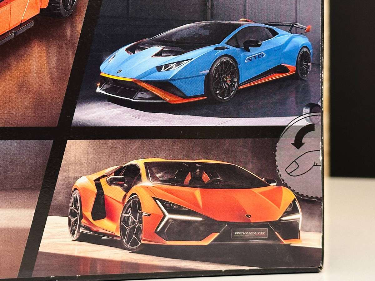 LEGO Lamborghini Revuelto & Huracan STO Collectable Set in Original Sealed Box