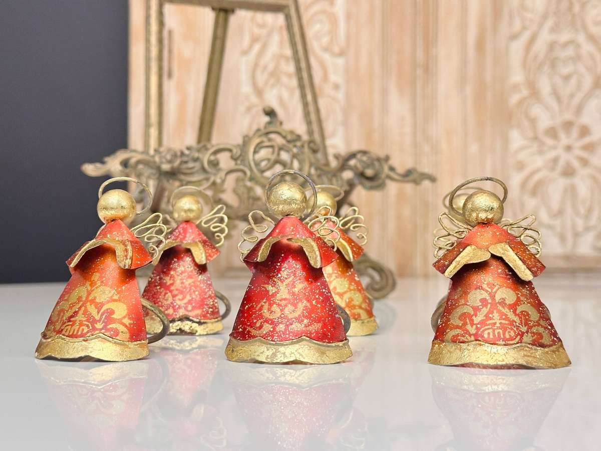 Exquisite Statement Angel Napkin Ring Set