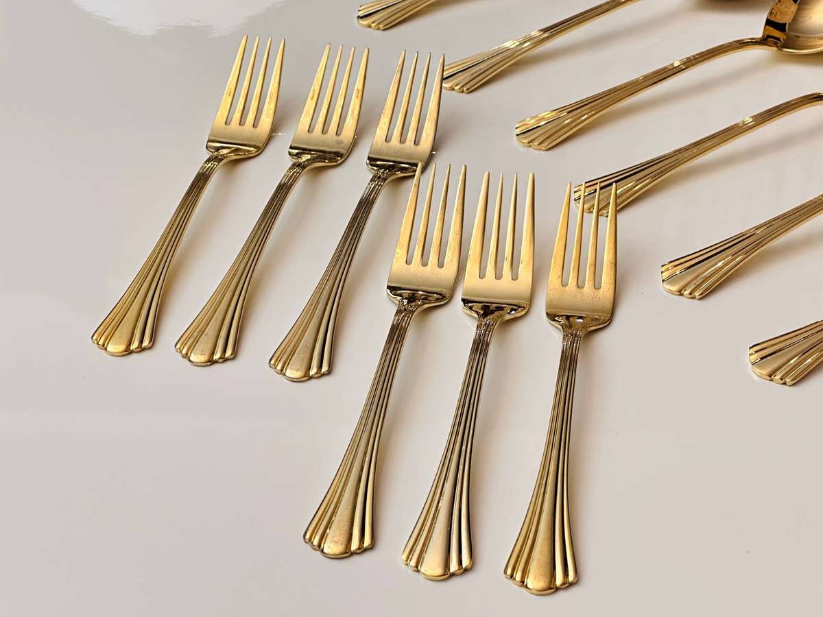 Eetrite 24 Carat Gold Plated Vintage Cutlery Set in Original Wooden Case
