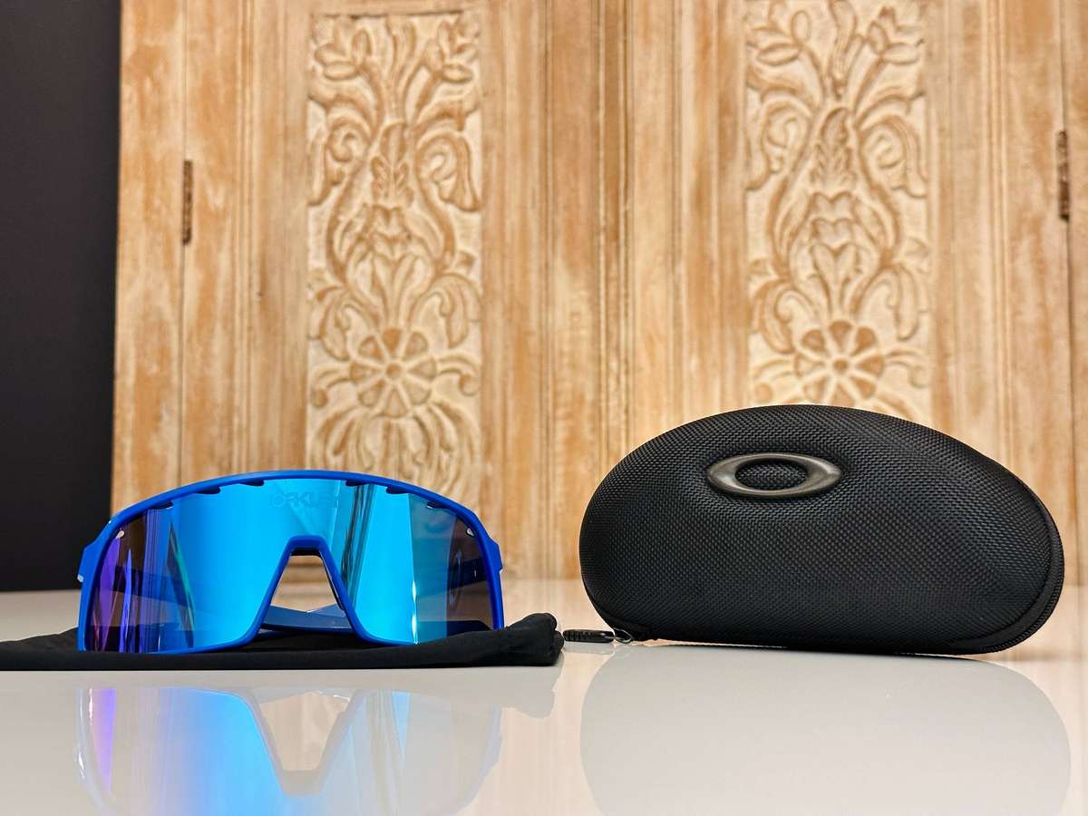 Oakley Limited Edition Sutro Sunglasses with Original Case & Box
